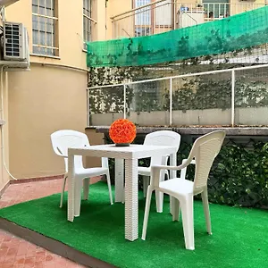 https://free-parking-fronte-spiaggia-priaruggia-il-nido-sul-mare.hotelitalianriviera.com